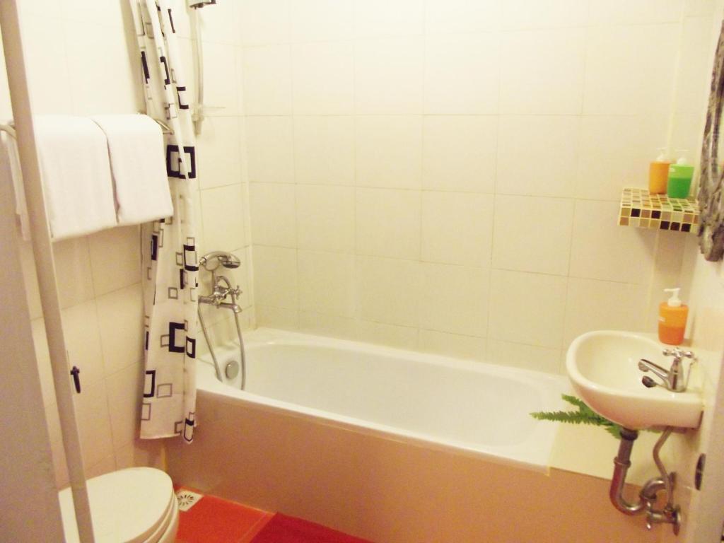 ホテルデサ ニマ スミニャック 部屋 写真